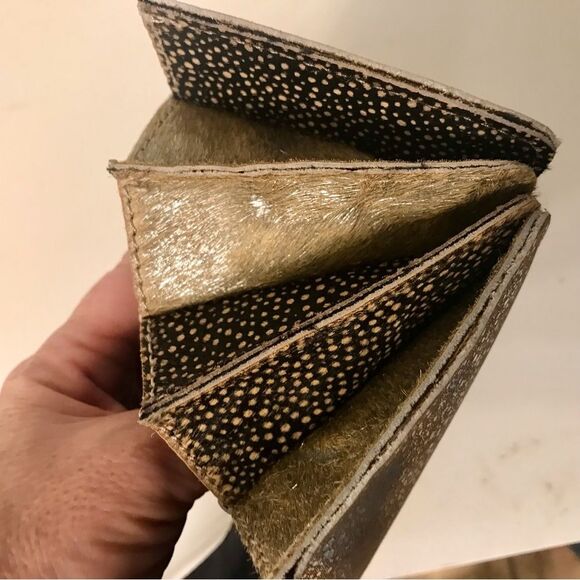 Anthropologie Miss Albright Highgrove Glittery Leather Accordion Wallet - Picture 7 of 8